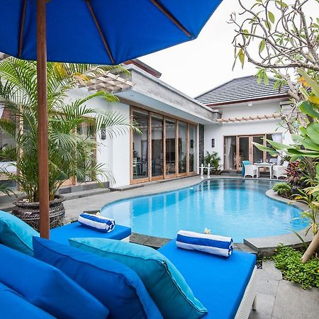 Ambermoon Villa 2 Seminyak  Luaran gambar
